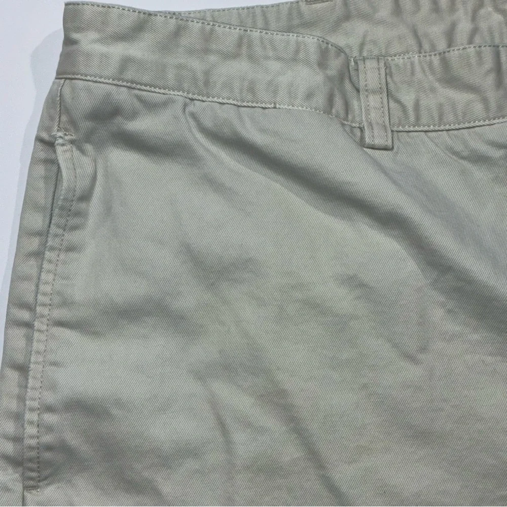 Vineyard Vines Men's Club Shorts 38 Beige Stone Golf Casual Cotton Flat Front